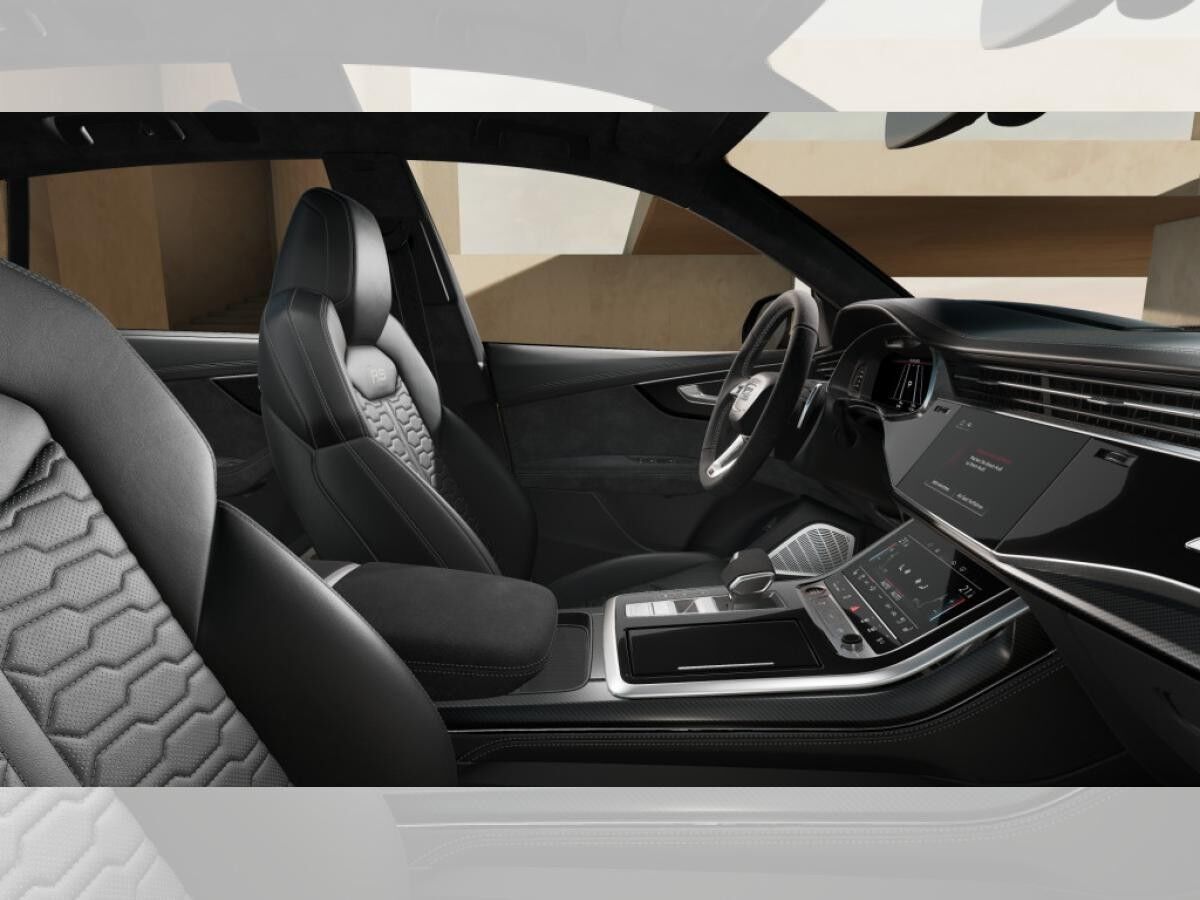 Audi RS Q8 SUV performance