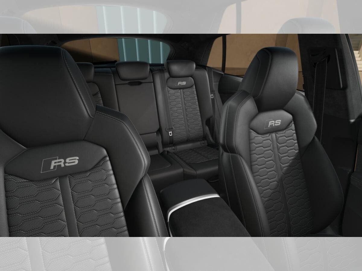 Audi RS Q8 SUV performance