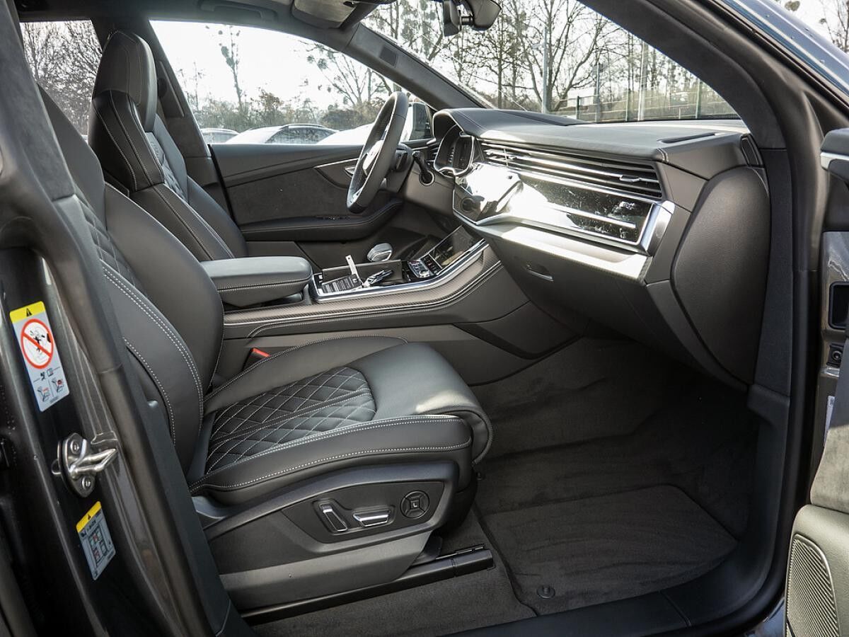 Audi SQ8 SUV TFSI