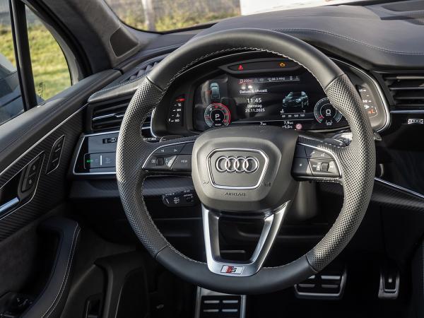 Audi Q7 SUV S line TDI quattro