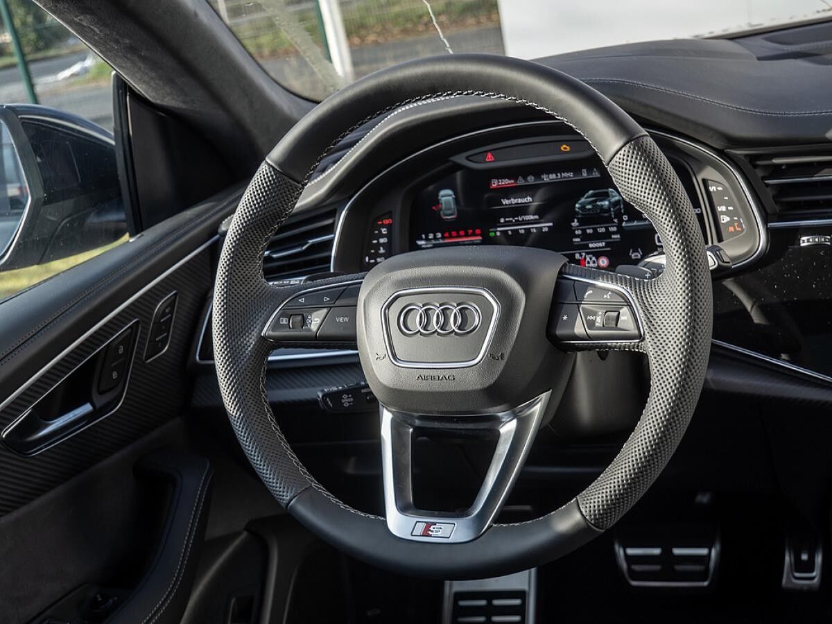 Audi SQ8 SUV TFSI