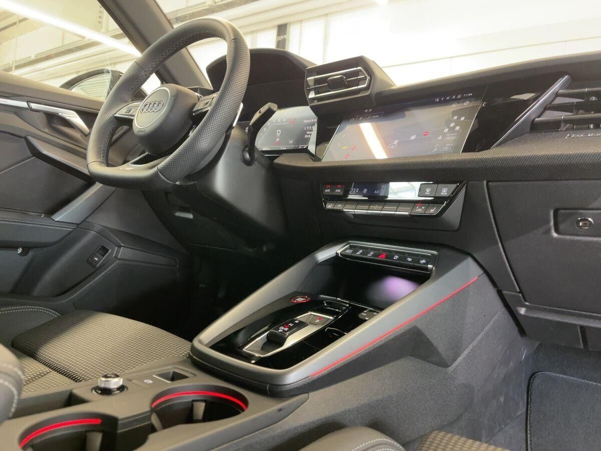 Audi S3 Limousine 2.0 TFSI Kamera ACC virtual LED Navi