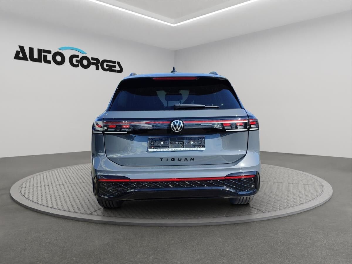 Volkswagen Tiguan R-Line 1,5 l eTSI DSG +SOFORT+BLACK-STYLE