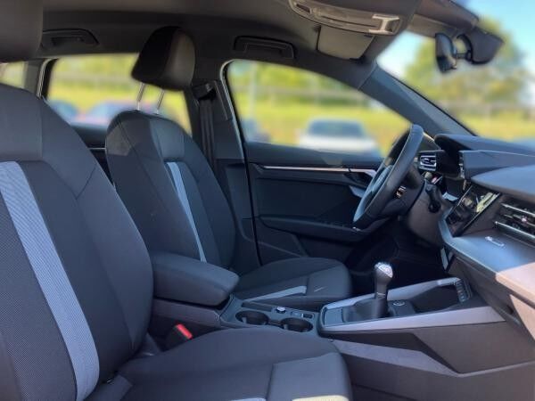 Audi A3 Sportback advanced 30 TFSI / MMI-Navi+, AHK