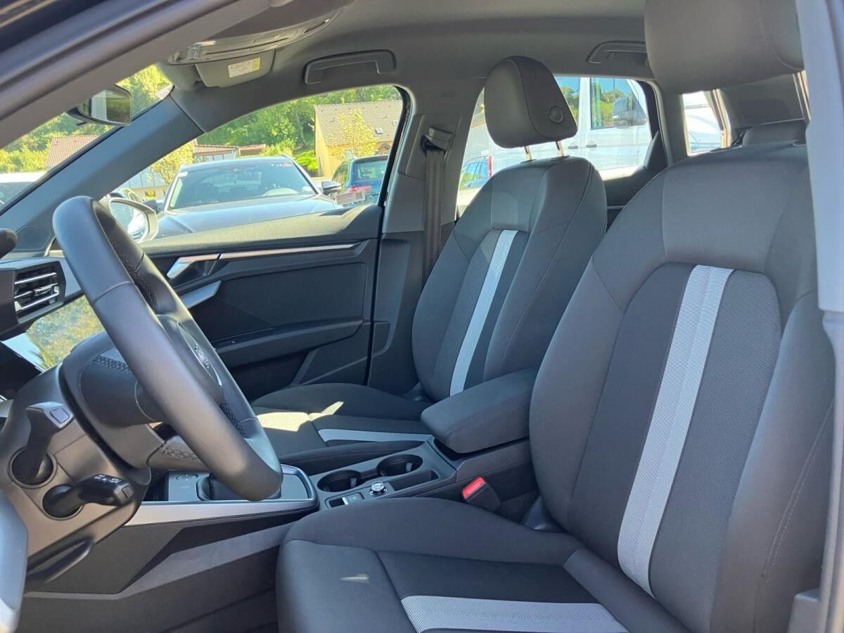 Audi A3 Sportback advanced 30 TFSI / MMI-Navi+, AHK