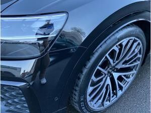 Audi Q8 SUV 50 TDI quattro Allradlenkung Panorama LED
