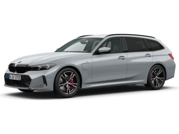 BMW 330 e xDriveTouring / sofort verfügbar / AHK / M Sport