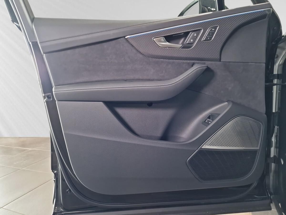 Audi Q7 SUV S-line TFSI e⚡Sofort Verfügbar⚡Eroberungsdeal⚡ 135K€ quattro tiptronic Audi Q7 SUV S-line TFSI e⚡Sofort Verfügbar⚡Eroberungsdeal⚡ 135K€ quattro tiptronic