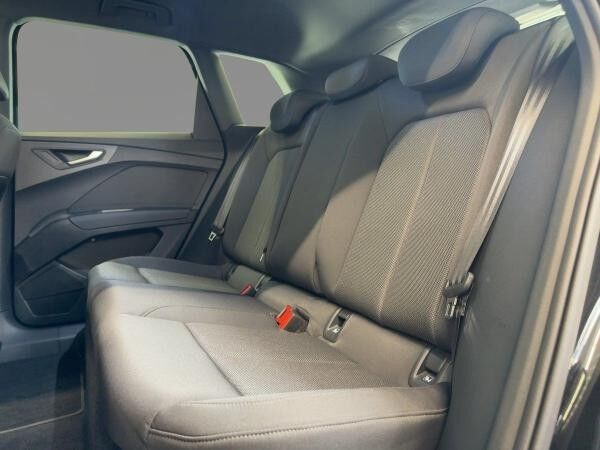 Audi Q4 e-tron 40 LED virtual Navi DAB