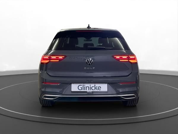 Volkswagen Golf VIII 1.0 TSI Active Pano Matrix LM 18" Navi PDC+RFK