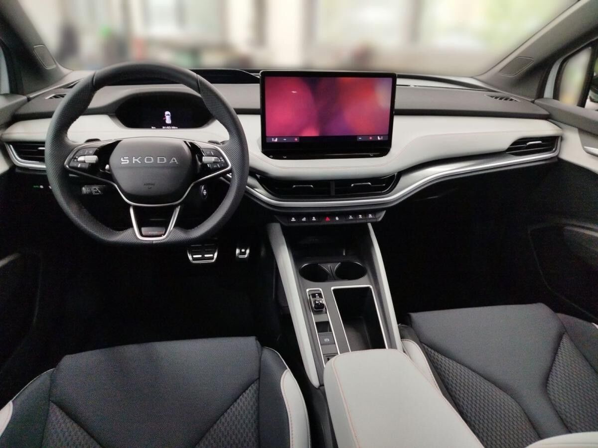 Skoda Elroq First Edition 82 kWh Batterie Elektromotor 1-Gang-Automatik zzgl. 500€ Zusatzprämie*