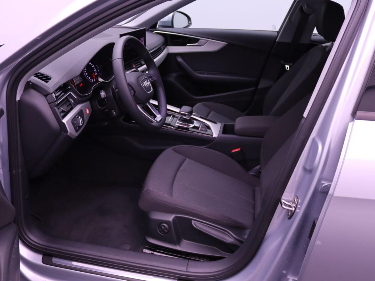 Audi A4 Avant 30 TDI S-tronic / MMI-Navi+, Tour, ACC