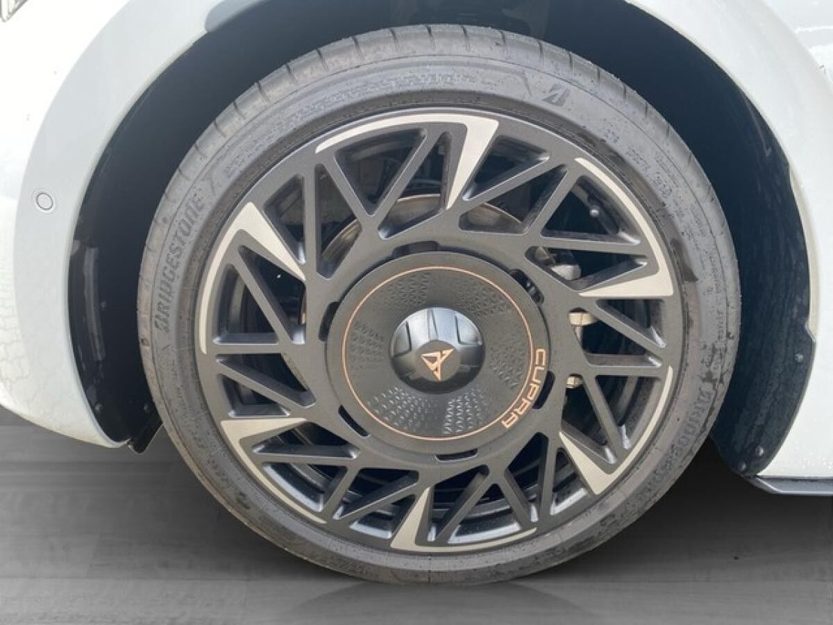 Cupra Born Sonderzahlung 1.000 € ❗VZ 79 kWh ⚡HEAT PUMP | SENNHEISER | HUD