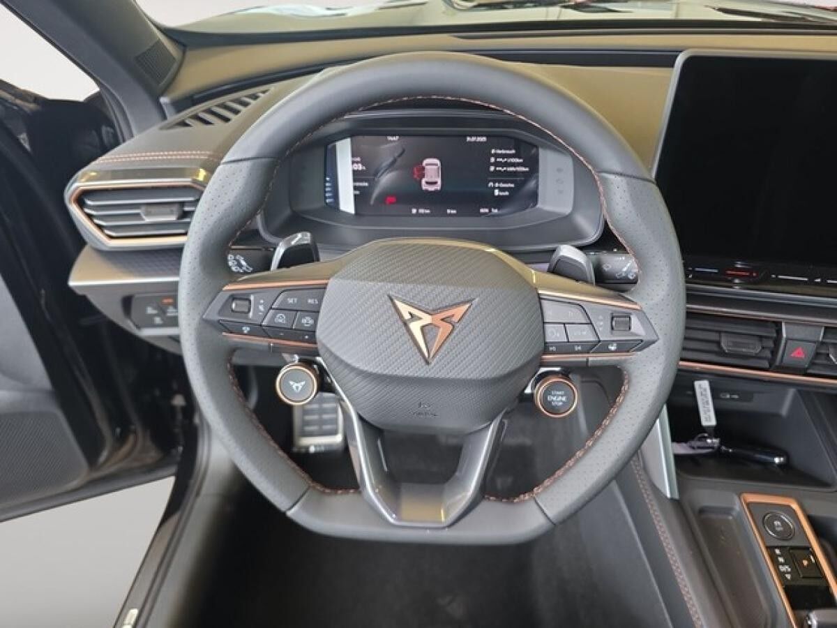 Cupra Formentor 1.5 e-HYBRID  AHK Kamera Ganzjahresreifen Pure Intelligent Drive Paket III