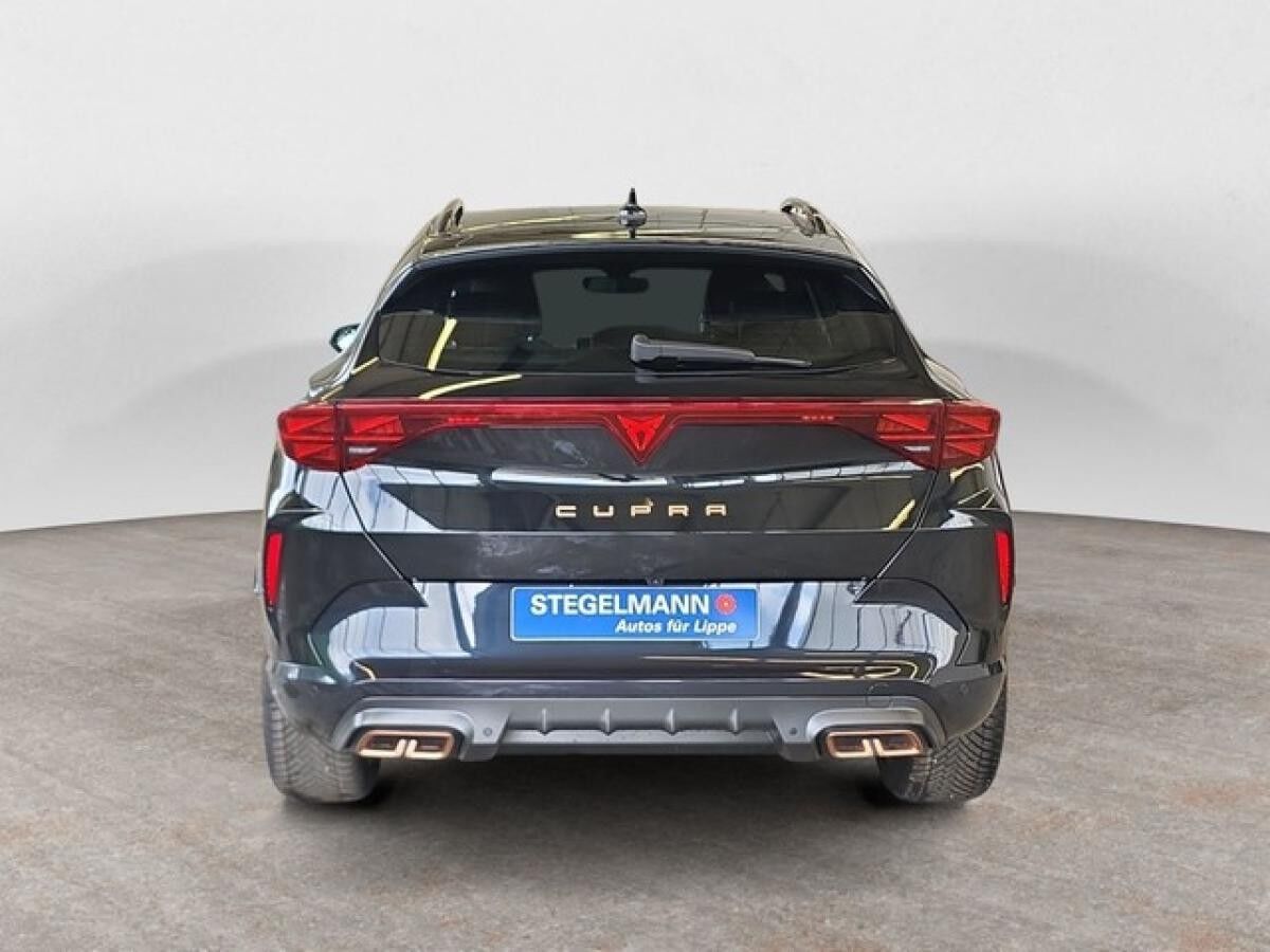Cupra Formentor 1.5 e-HYBRID  AHK Kamera Ganzjahresreifen Pure Intelligent Drive Paket III
