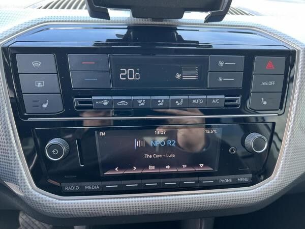 Volkswagen up! e- Style SHZ+MFL+KLIMA+BEHZ. FRONTSCHEIBE