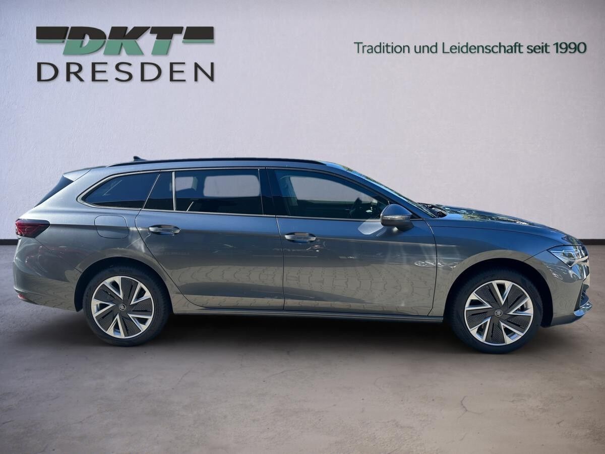 Skoda Superb Combi 1.5 TSI iV 150kW Selection/Transport/AHK/Licht&Sicht/Fahrassistenz/Winter/Infotainment