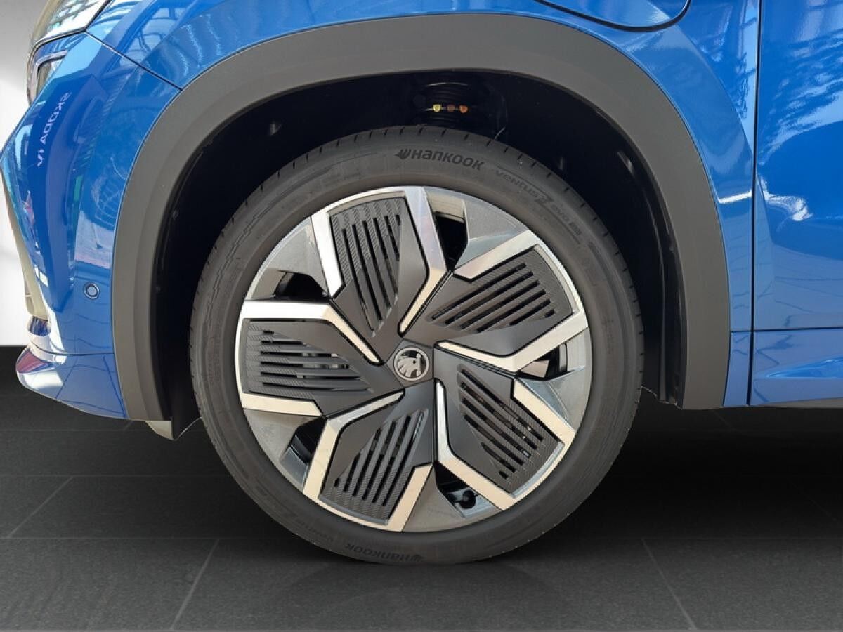 Skoda Kodiaq Skoda Kodiaq 1.5 TSI iV DSG Sportline *PRIVAT*0,5%* l HUD l CANTON l KESSY l 360° l DAB l MATRIX l