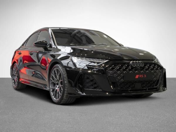 Audi RS3 Limousine S tronic *Pano/ACC/Matrix/uvm.*