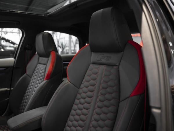 Audi RS3 Limousine S tronic *Pano/ACC/Matrix/uvm.*