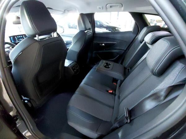 Peugeot 3008 1.5 BlueHDi 130 FAP Allure FLA SpurH LM KAM