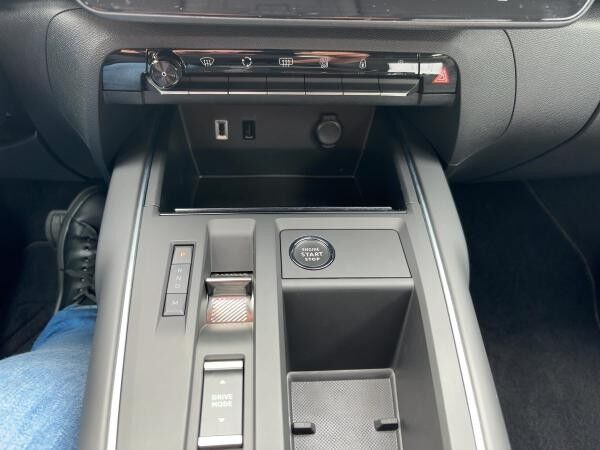 Citroën C5 Aircross 1.2 136 MAX Alcantara+LED+Navi+SHZ