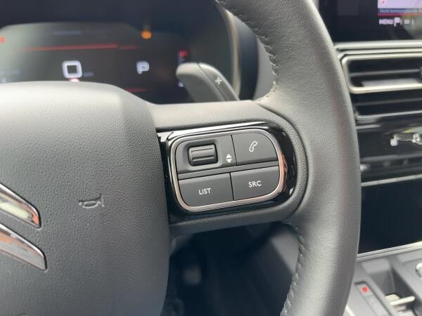 Citroën C5 Aircross 1.2 136 MAX Alcantara+LED+Navi+SHZ