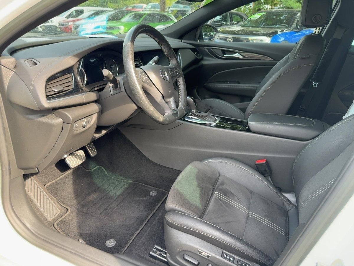 Opel Insignia B Grand Sport 2.0 SHT Business LED+SHZ