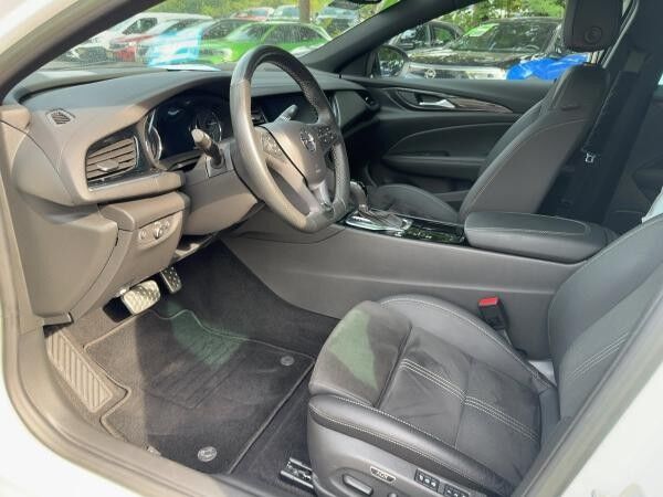 Opel Insignia B Grand Sport 2.0 SHT Business LED+SHZ