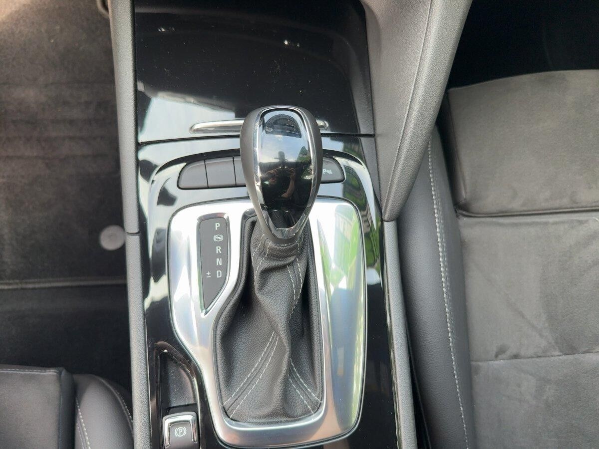 Opel Insignia B Grand Sport 2.0 SHT Business LED+SHZ