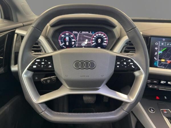 Audi Q4 e-tron 40 LED virtual Navi DAB