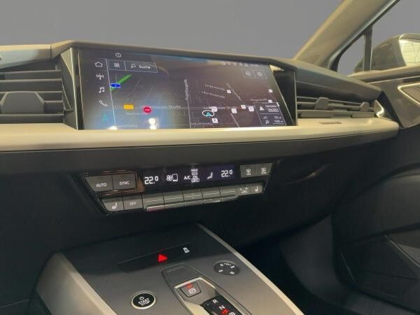 Audi Q4 e-tron 40 LED virtual Navi DAB