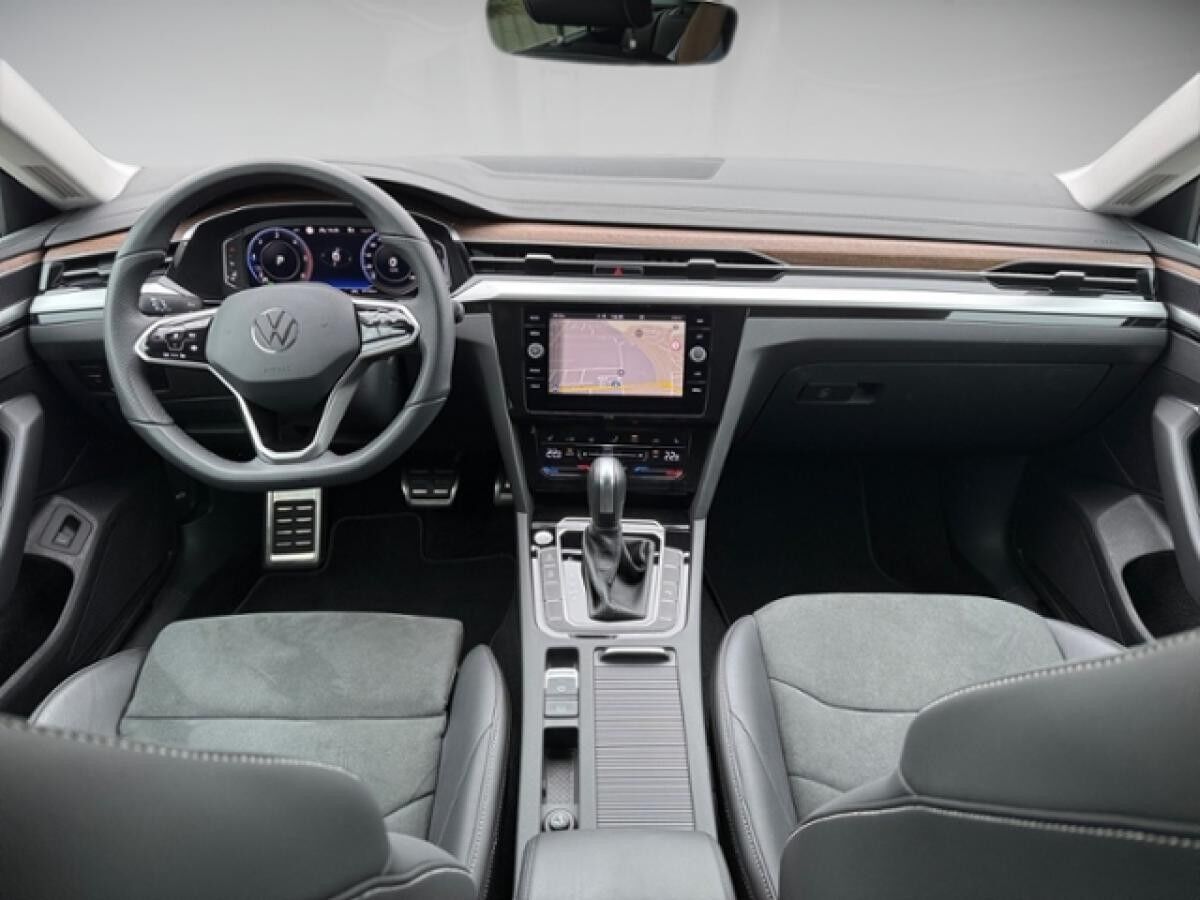 Volkswagen Arteon SB 2.0 TDI SCR Elegance LED AHK Navi