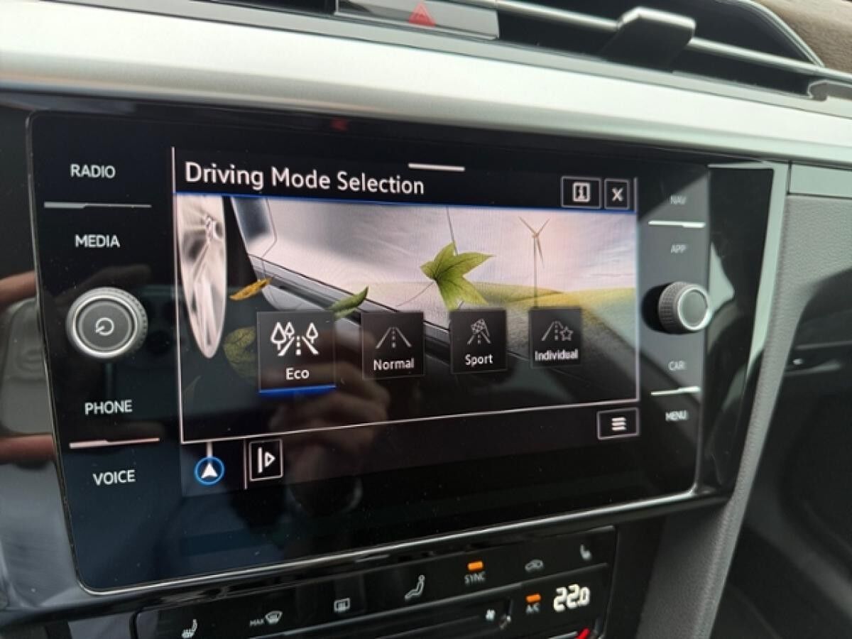 Volkswagen Arteon SB 2.0 TDI SCR Elegance LED AHK Navi