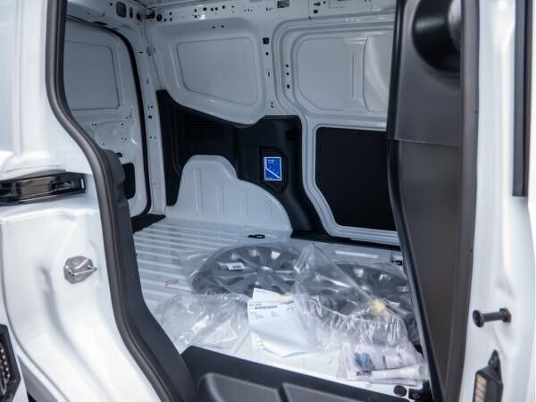 Ford Transit Courier Trend Automatik Kasten 1.0l EcoBoost 125PS Ganzjahresreifen  Kamera NAVI Sitzheizung