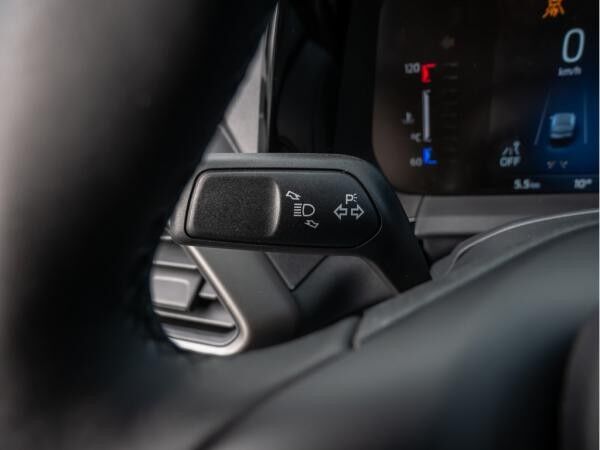 Ford Transit Courier Trend Automatik Kasten 1.0l EcoBoost 125PS Ganzjahresreifen  Kamera NAVI Sitzheizung