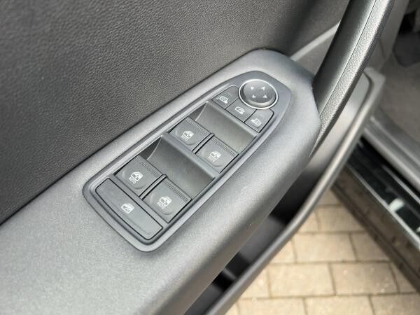 Renault Captur TCe 140 Evolution Automatik Kamera Sitzhz