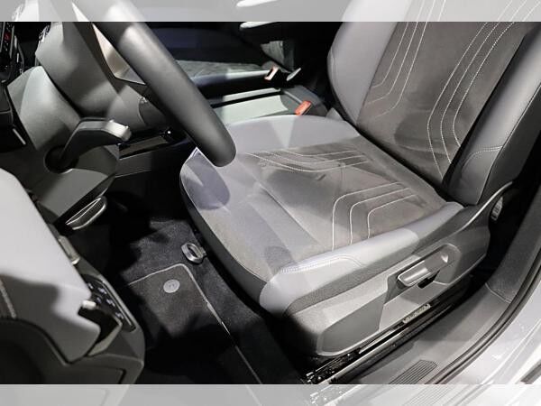 Volkswagen ID.5 Pro AHK AreaView EasyOpen KAMERA LED NAVI PDC