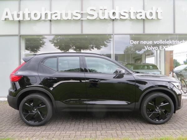 Volvo XC40 B3 Black Edition  DCT  sofort!!