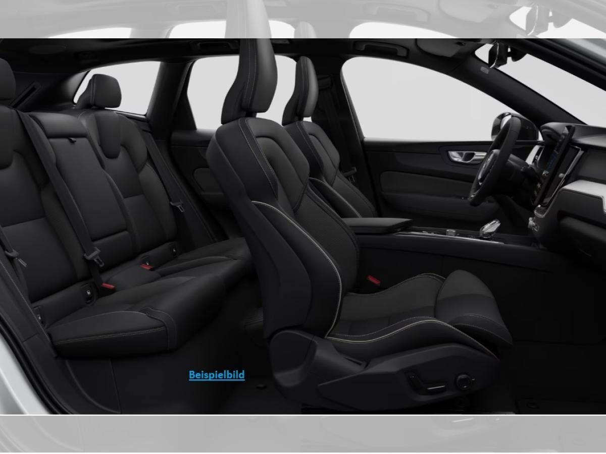 Volvo XC60 B5 Benzin AWD Plus Black Edition