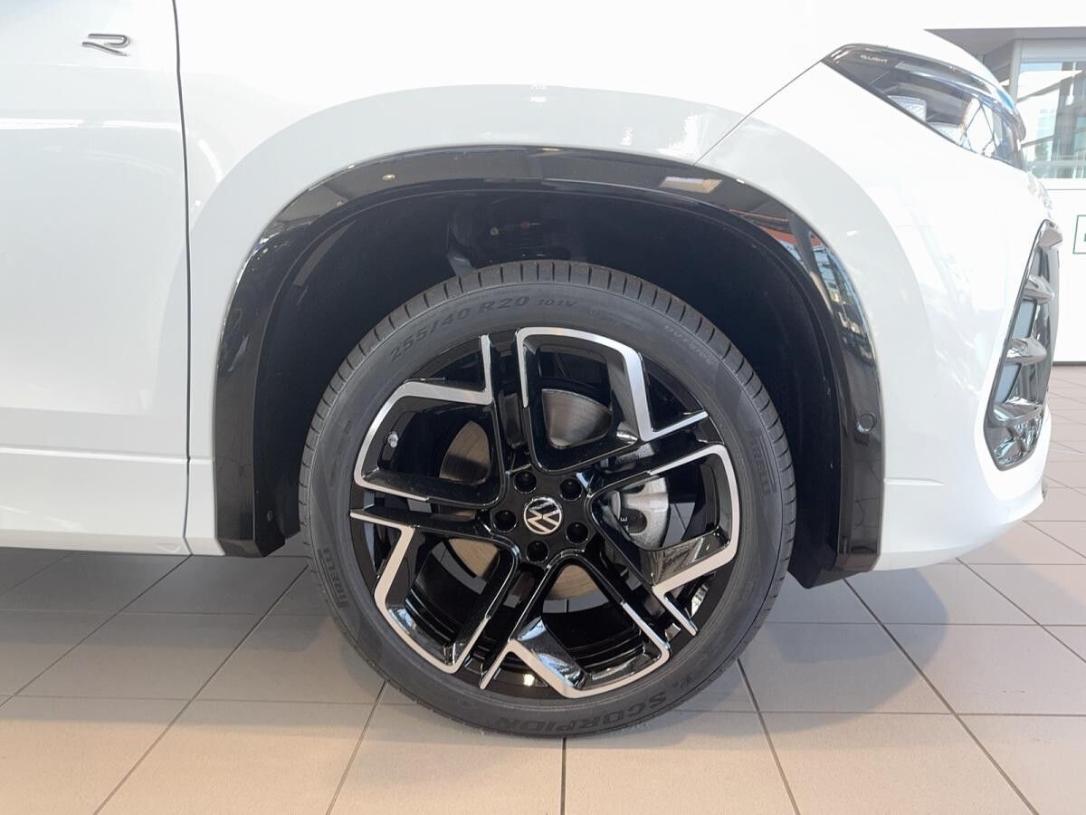 Volkswagen Tayron R-Line eHybrid 272PS  //SOFORT VERF.// 0,5 %-Regelung - Navi, HUD, Leder usw.