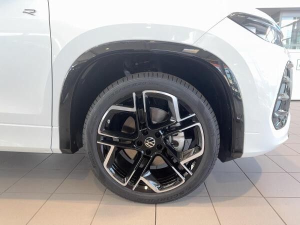 Volkswagen Tayron R-Line eHybrid 272PS  //SOFORT VERF.// 0,5 %-Regelung - Navi, HUD, Leder usw.