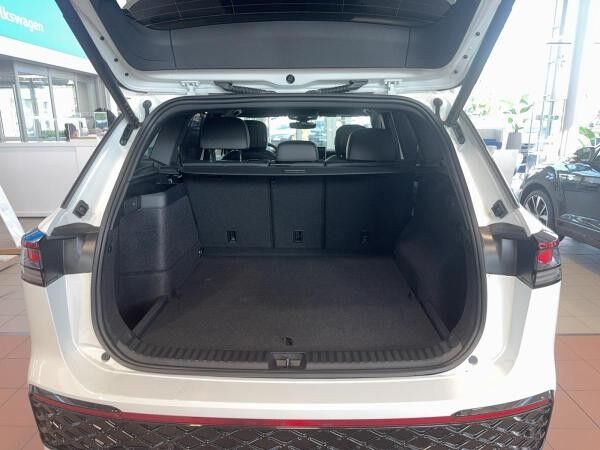 Volkswagen Tayron R-Line eHybrid 272PS  //SOFORT VERF.// 0,5 %-Regelung - Navi, HUD, Leder usw.