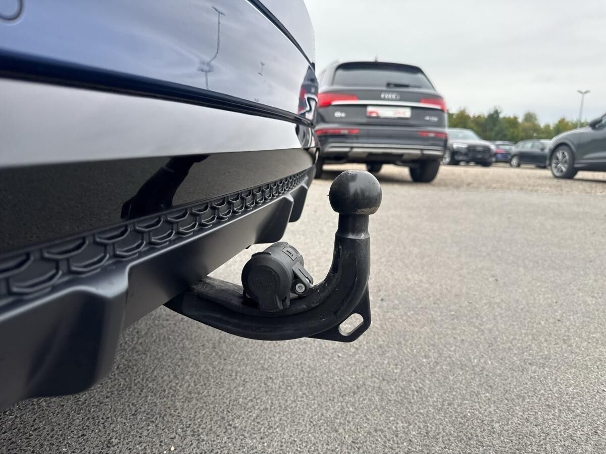 Audi Q8 SUV 55 TFSI qu. tiptr. Luft PANO HUD Matrix