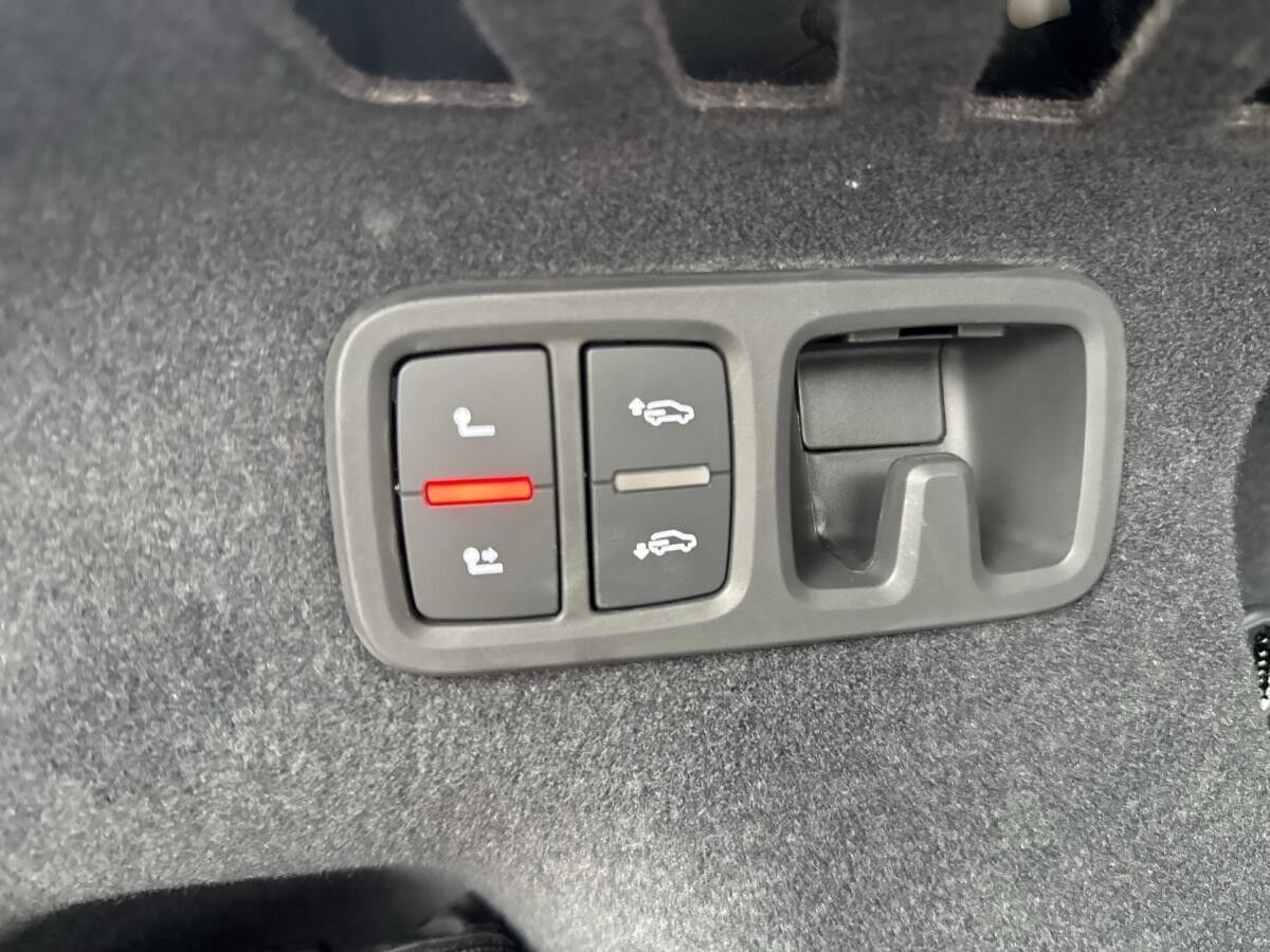 Audi Q8 SUV 55 TFSI qu. tiptr. Luft PANO HUD Matrix