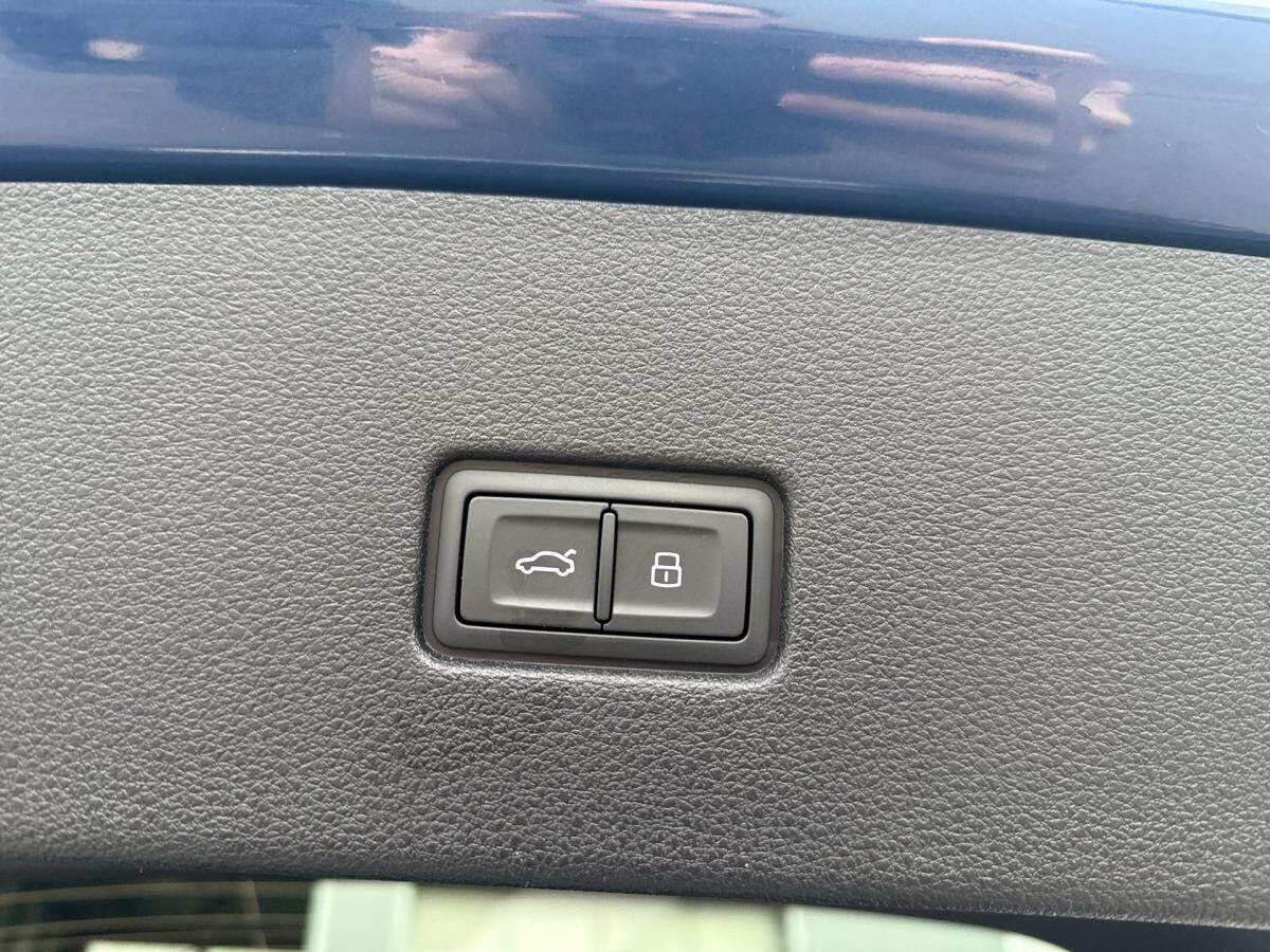 Audi Q8 SUV 55 TFSI qu. tiptr. Luft PANO HUD Matrix