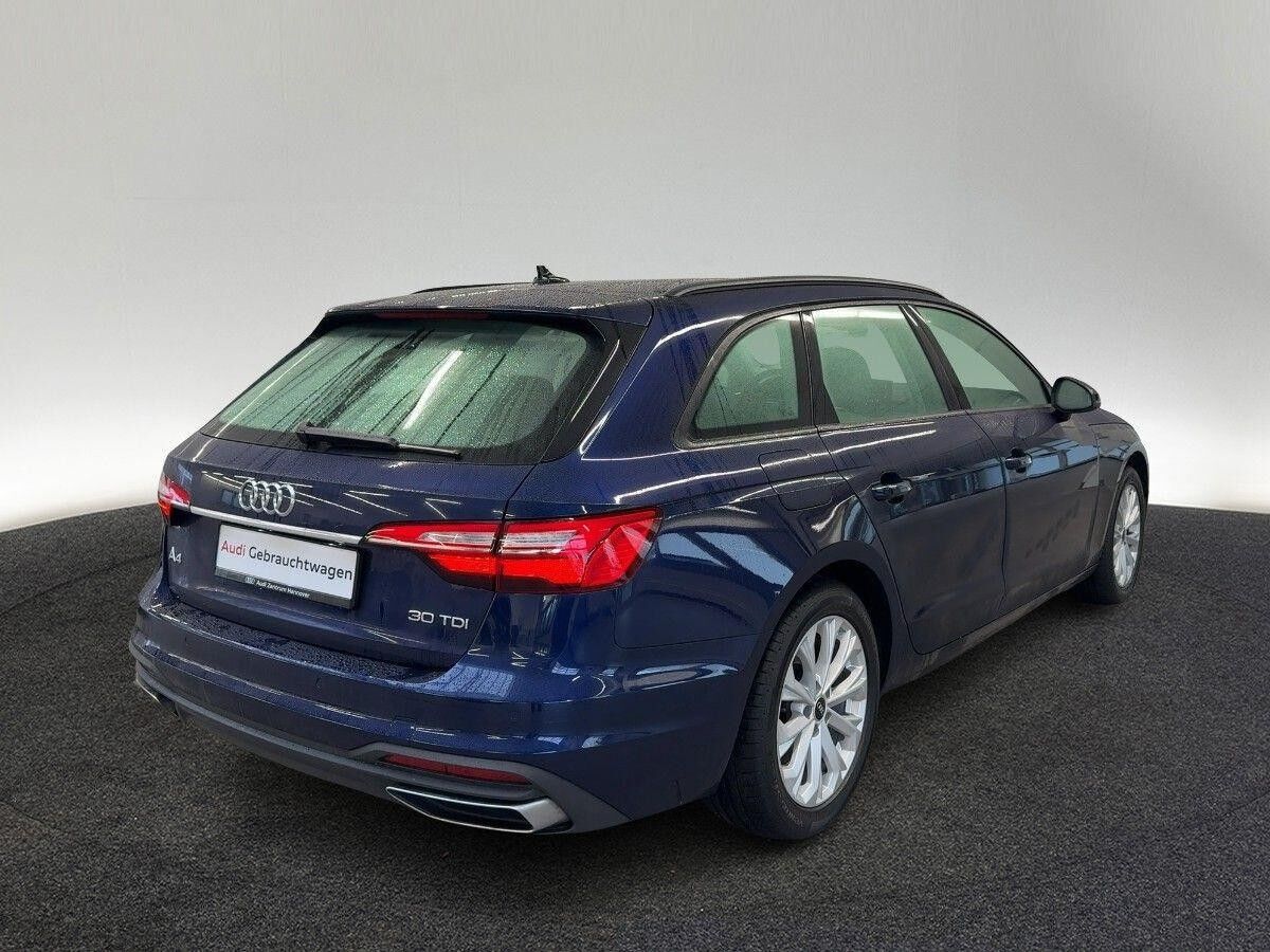 Audi A4 Avant 30 TDI AHK DAB Navi
