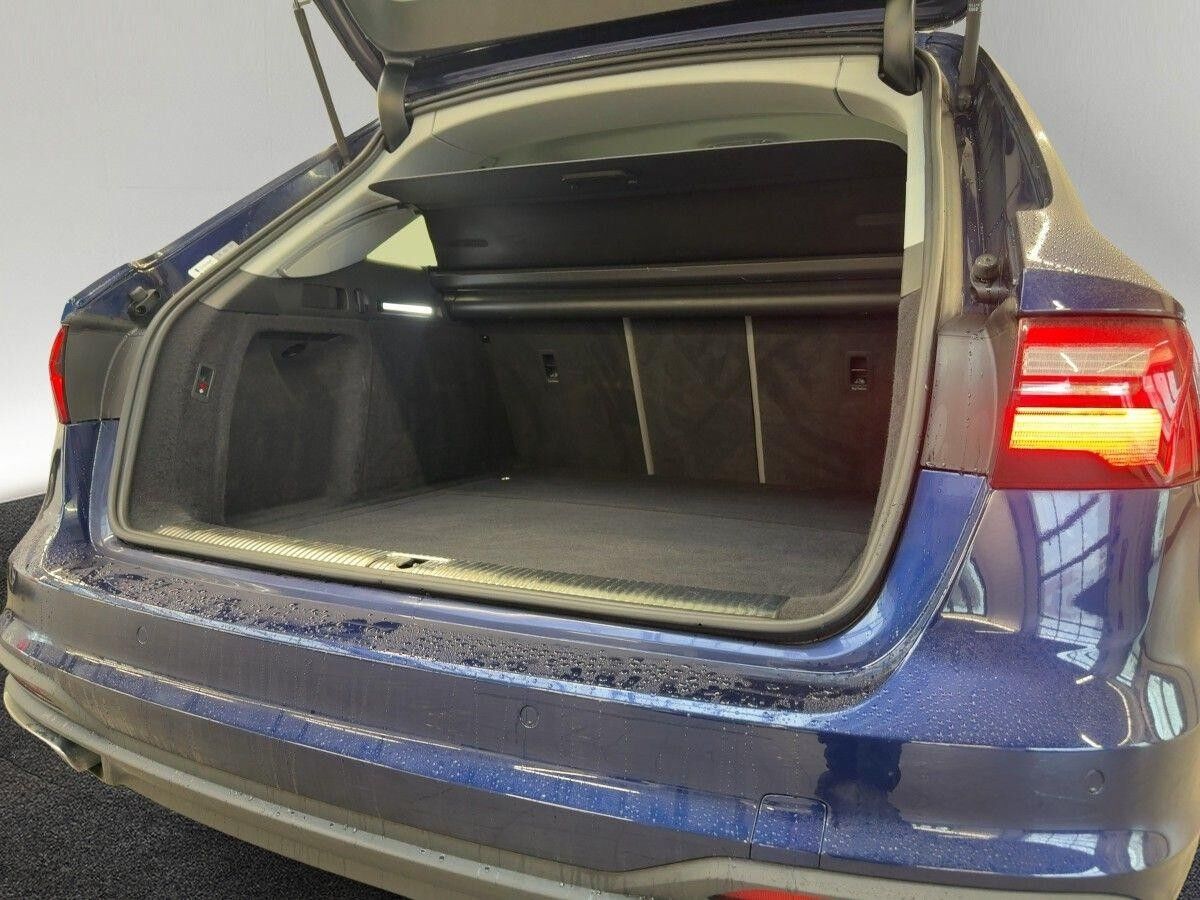 Audi A4 Avant 30 TDI AHK DAB Navi