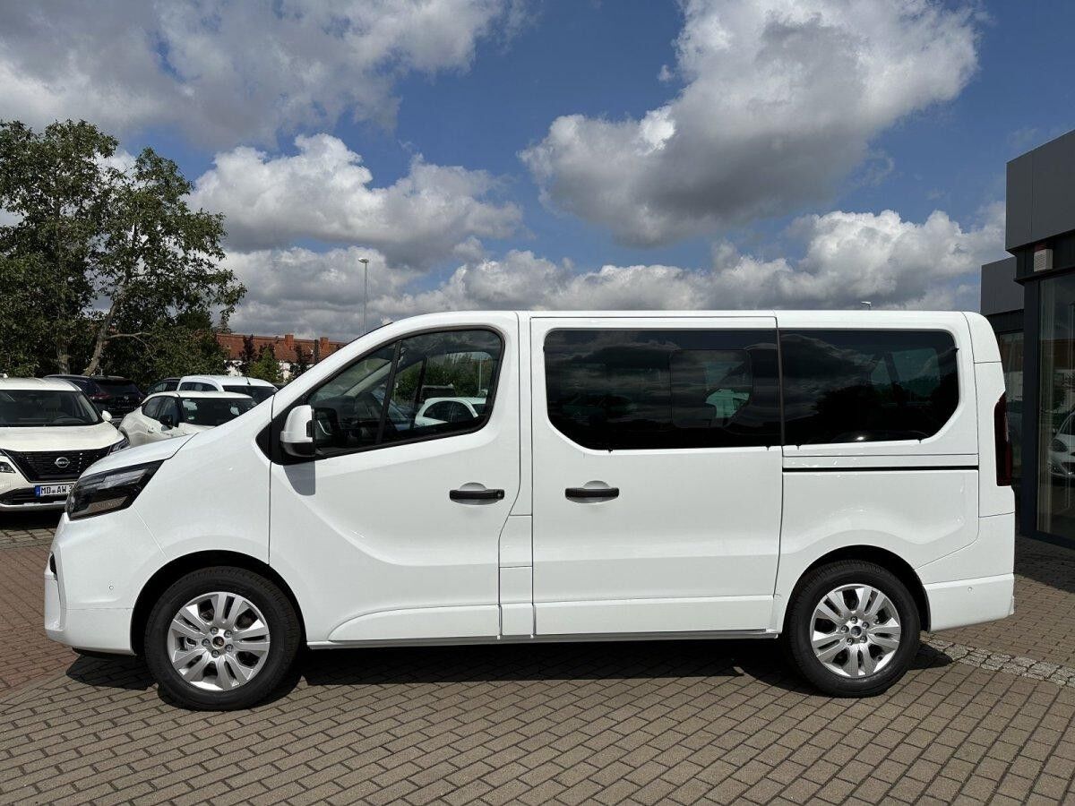 Nissan Primastar KOMBI 150MT TEKNA 8 SITZE L1H1 2ST DESIGN SOFORT