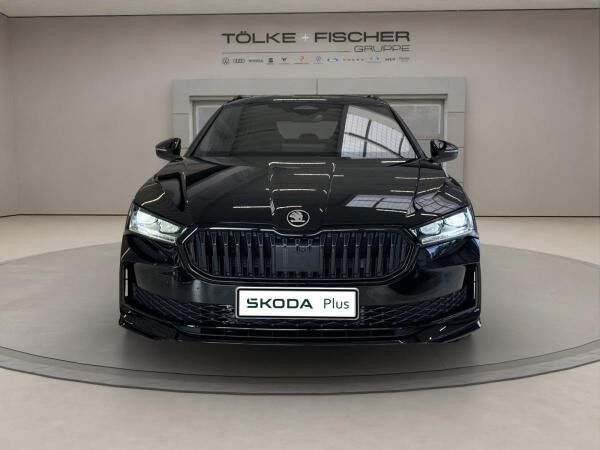 Skoda Superb Combi Sportline iV Navi DCC PANO AHK eHeck